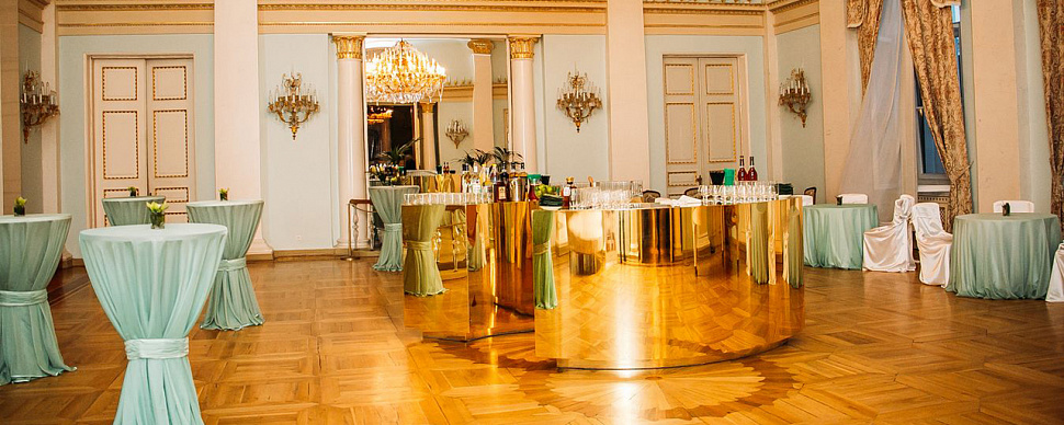 Танцевальный зал