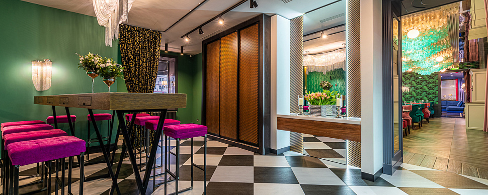 Основной зал