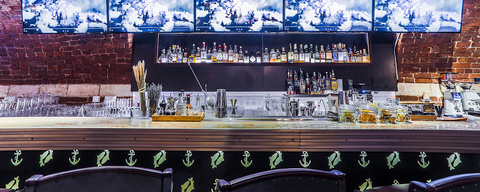 Основной зал