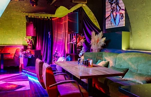 Моряк и Чайка