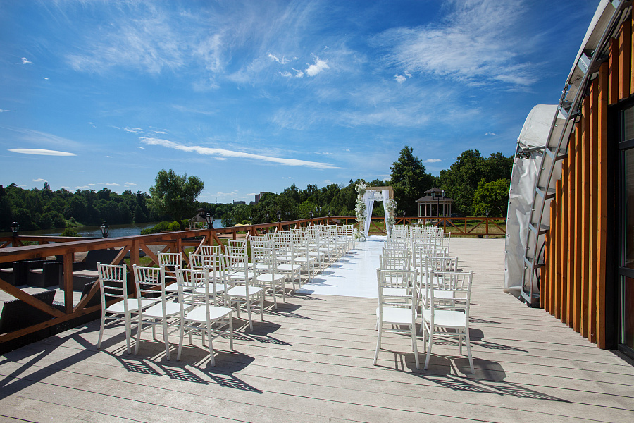 Трубецкой Холл