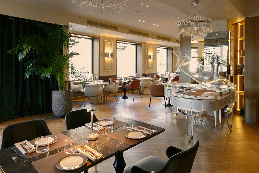 Основной зал