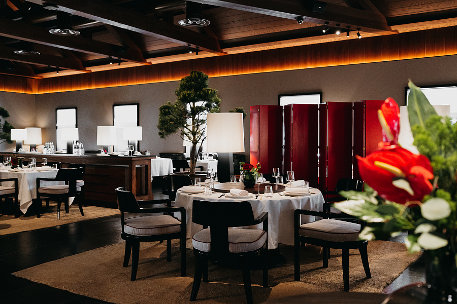 Основной зал