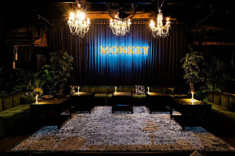 Основной зал