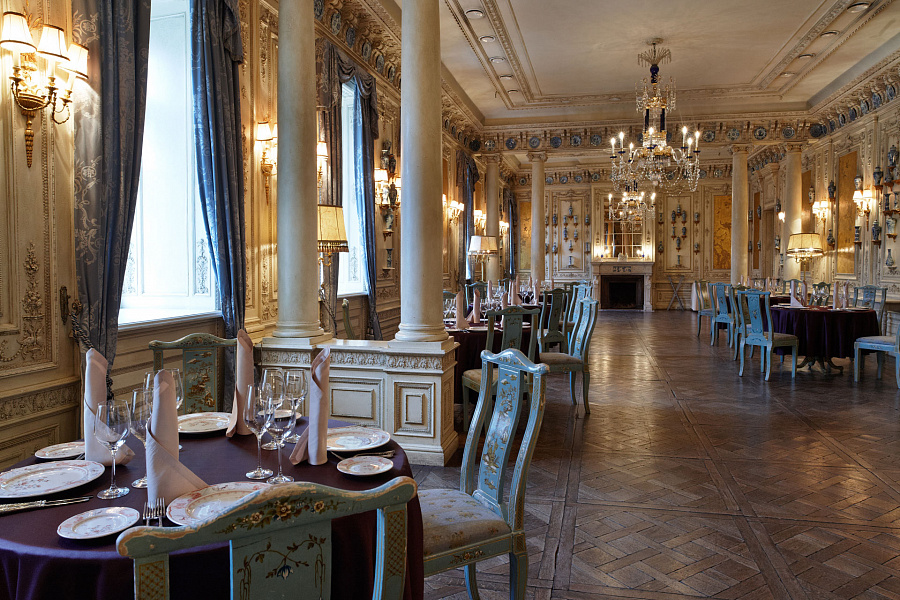 Фарфоровый зал