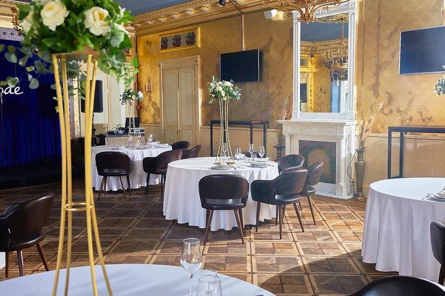 Банкетный зал «Золотой»