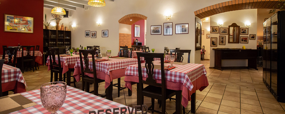 Средний зал