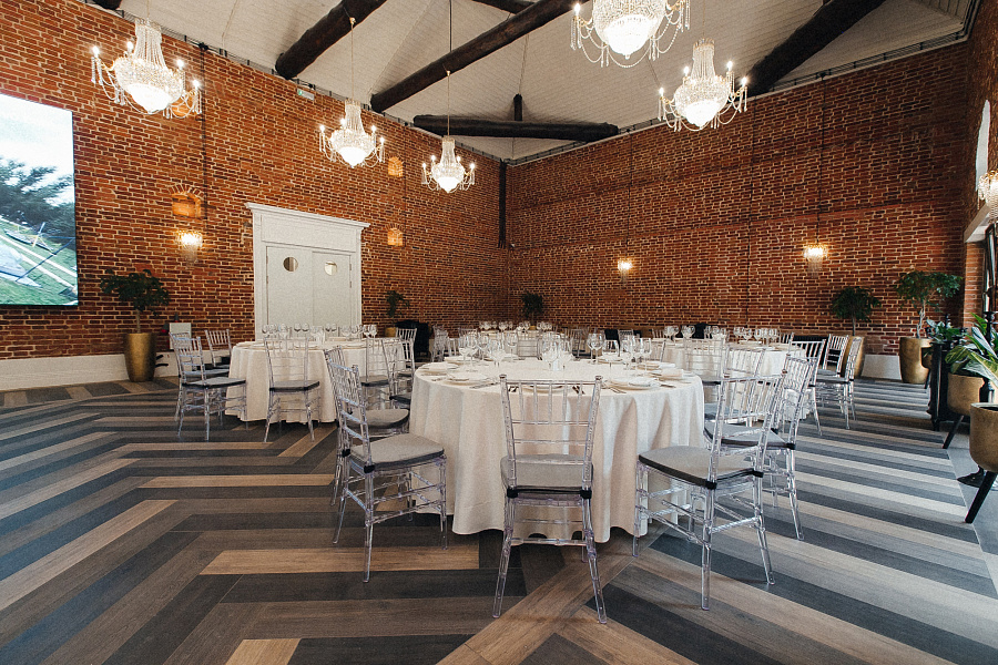 Каретный Двор