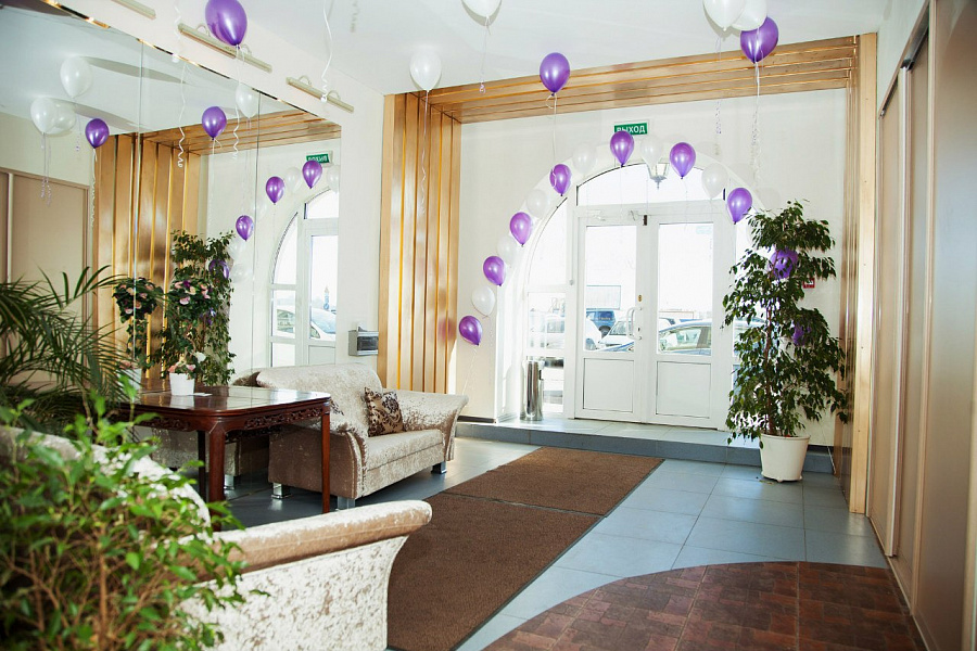 Основной зал