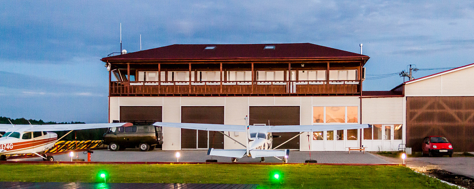 Вся территория аэродрома Кусино