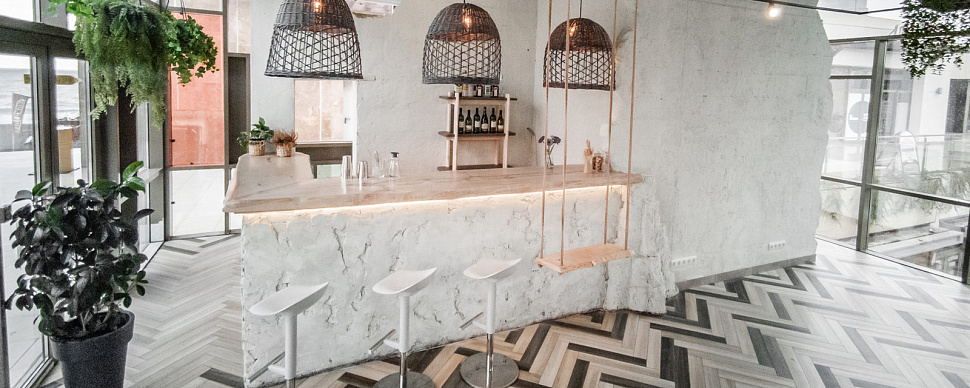 Основной зал