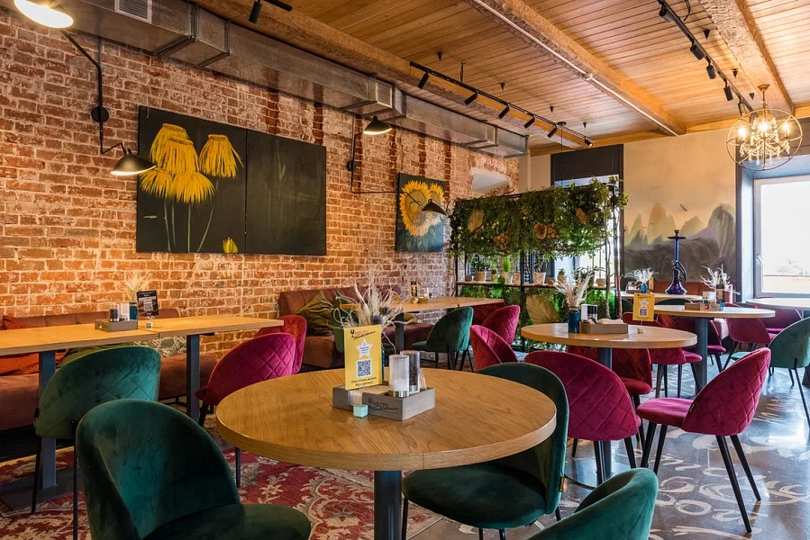 Основной зал