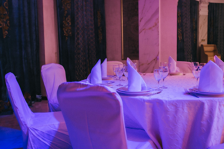 Основой банкетный зал