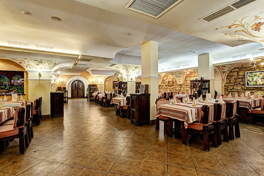 Трапезный зал