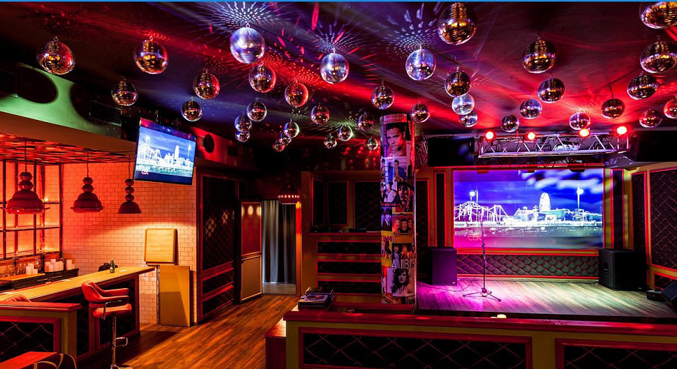 Тапчан на Ленинградском шоссе