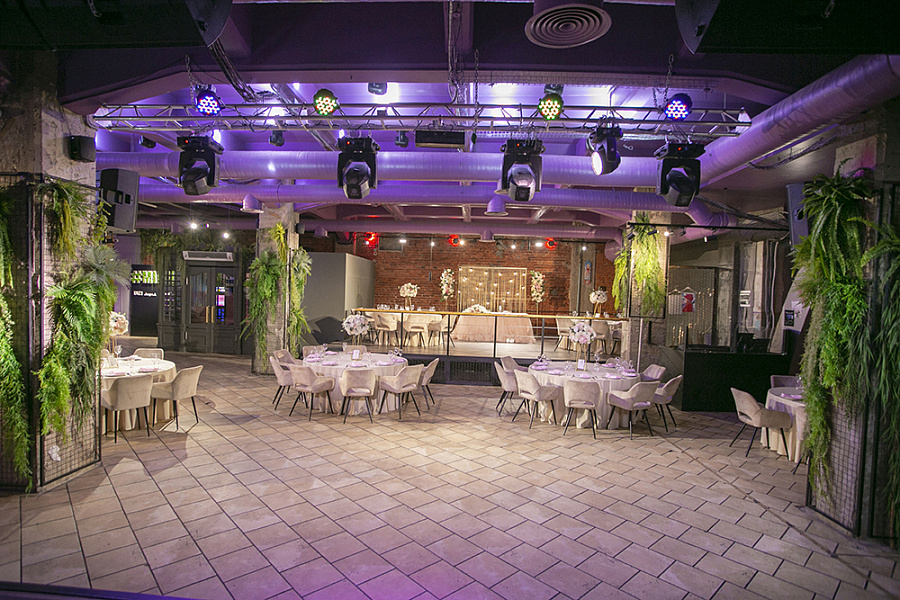 Основной зал