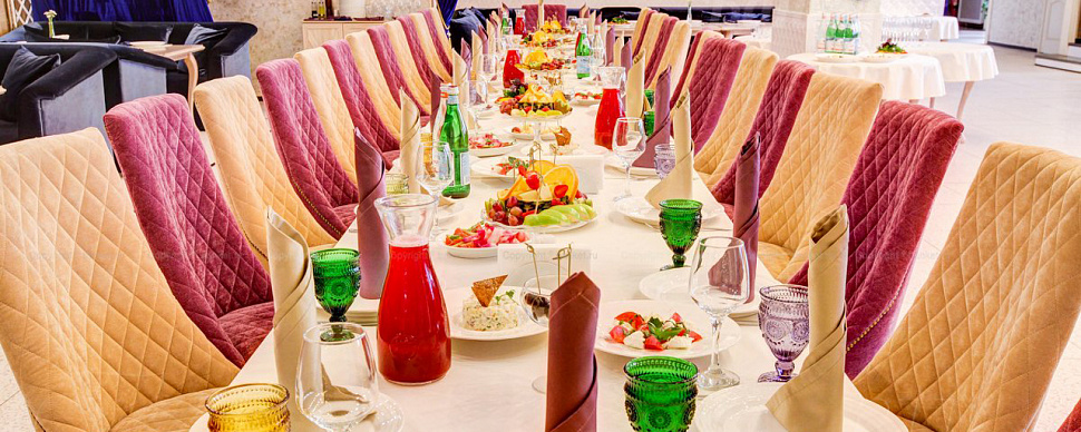 Основной зал