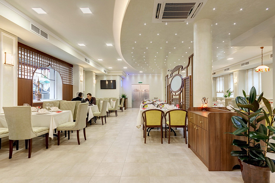 Зал первого этажа