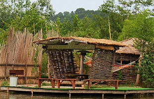 Ачигварское озеро  база отдыха