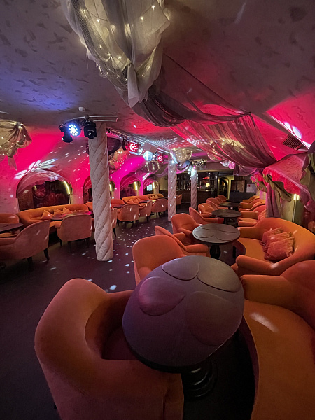 Зал Караоке