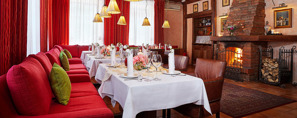 Каминный зал