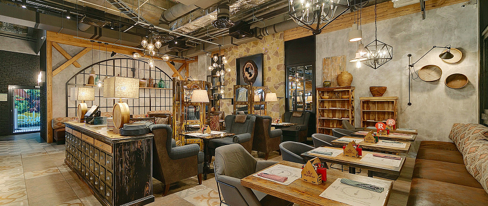 Основной зал