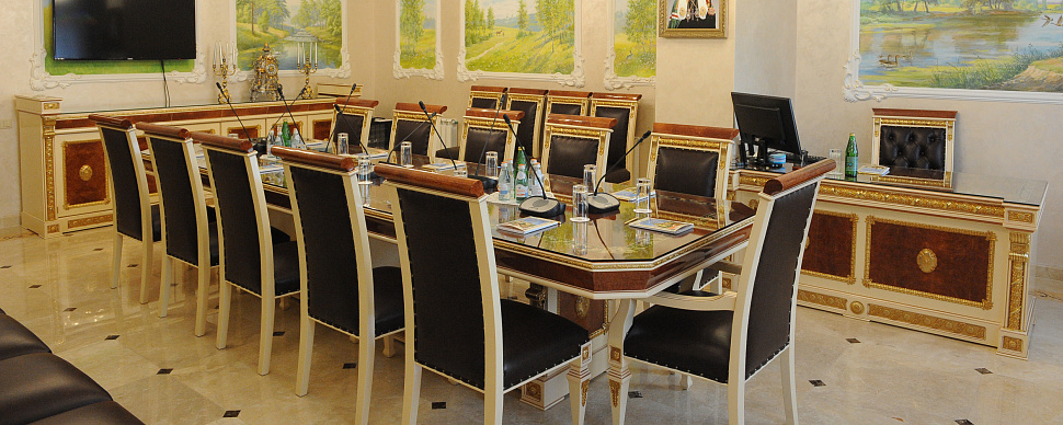 Переговорная комната 2 этаж