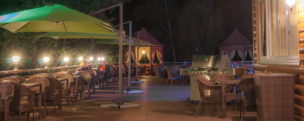 Ресторан на воде Палуба