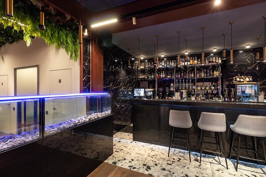 Основной зал