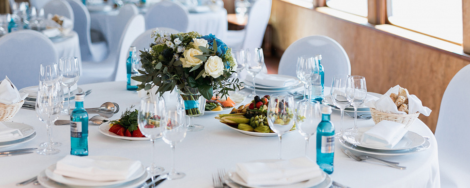 Основной зал