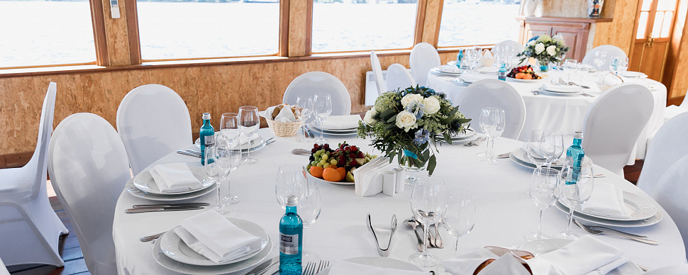 Основной зал