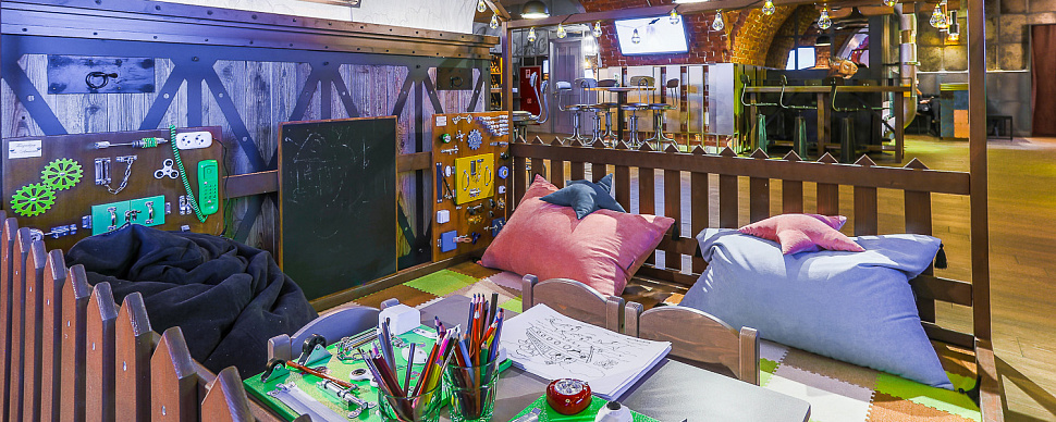 Основной зал