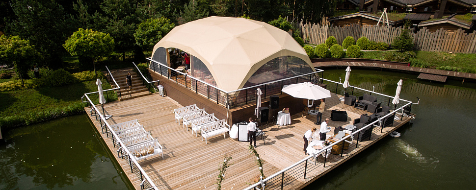 Шатер на озере Te amo