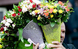 Вы любите праздник 8 Марта?