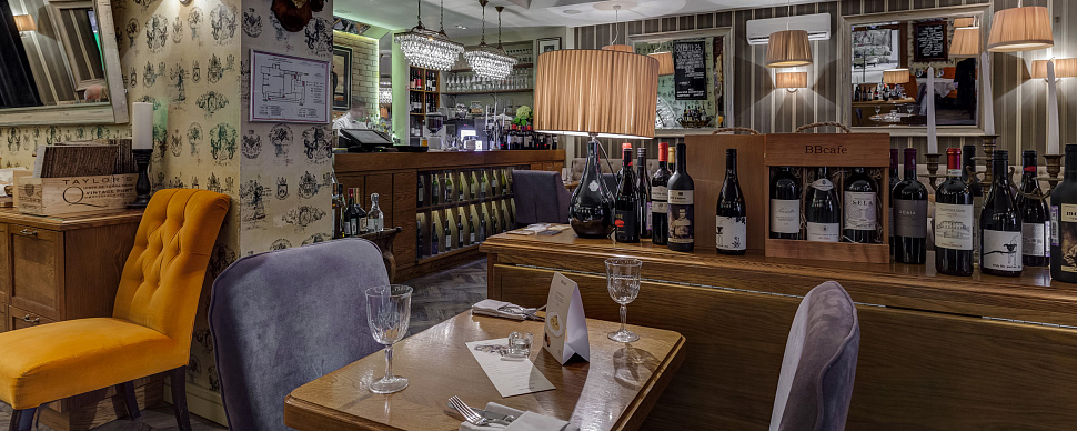 Основной зал