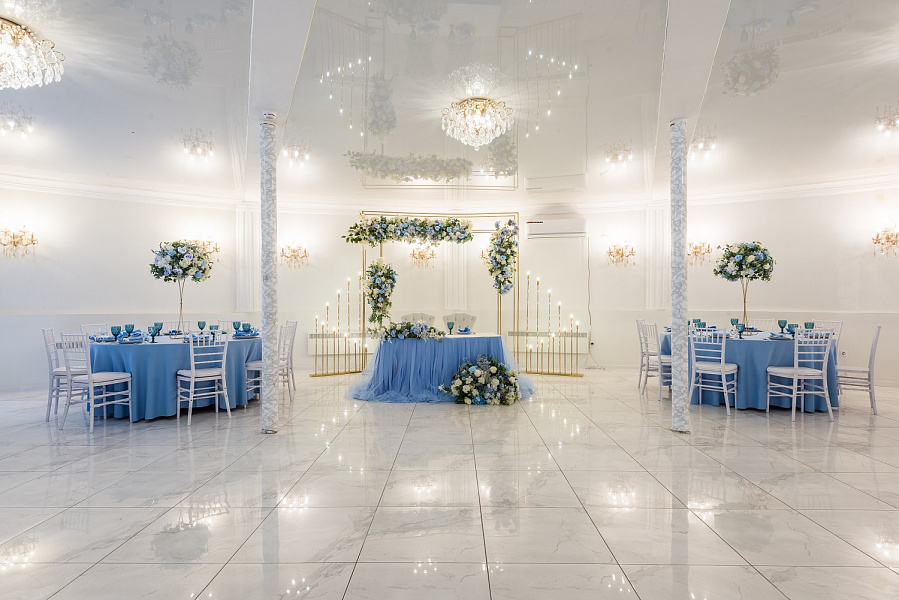 Большой зал