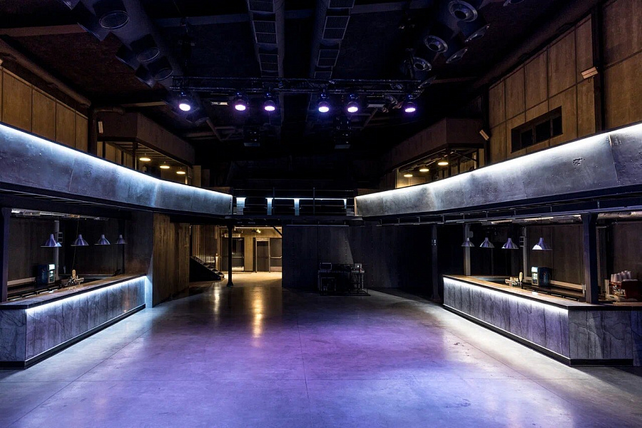 Основной зал