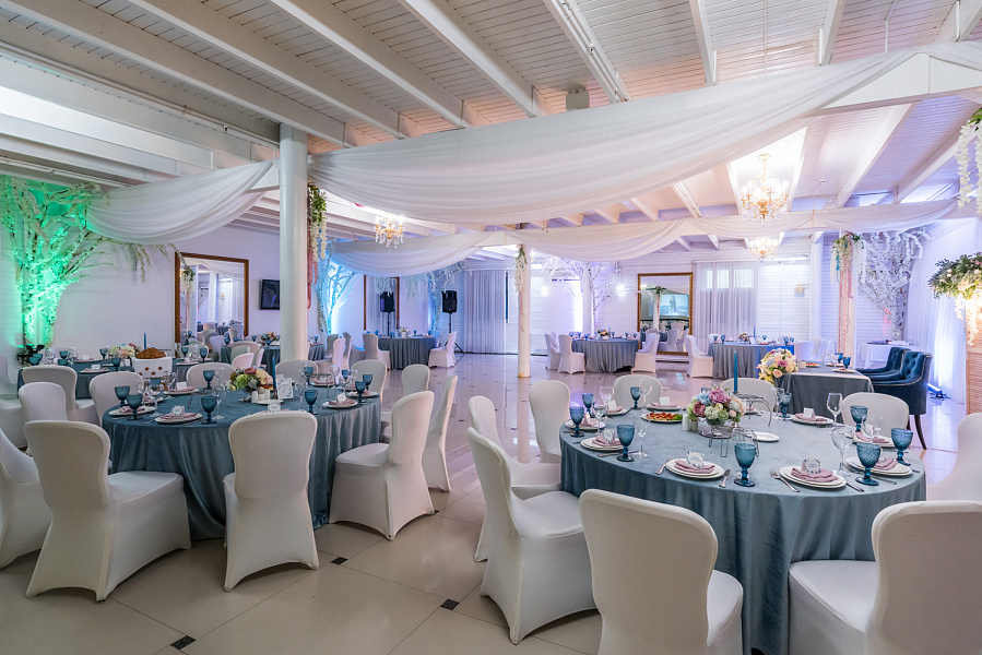 Зеркальный зал