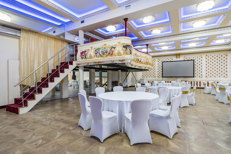 Золотой зал