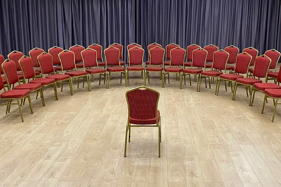 Зал «Сцена»