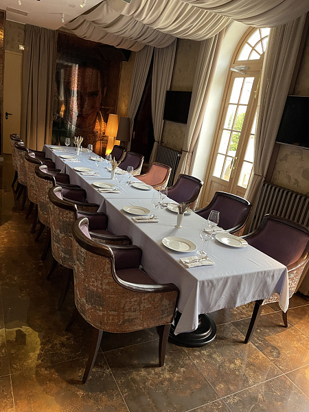 Зал Ресторан