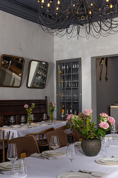 Основной зал