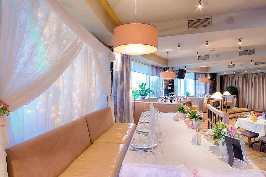 Основной зал 