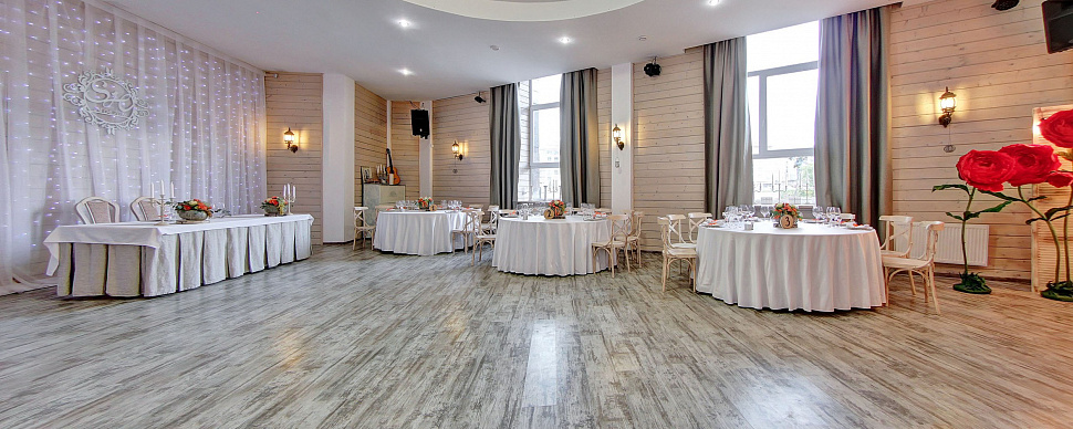 Основной зал