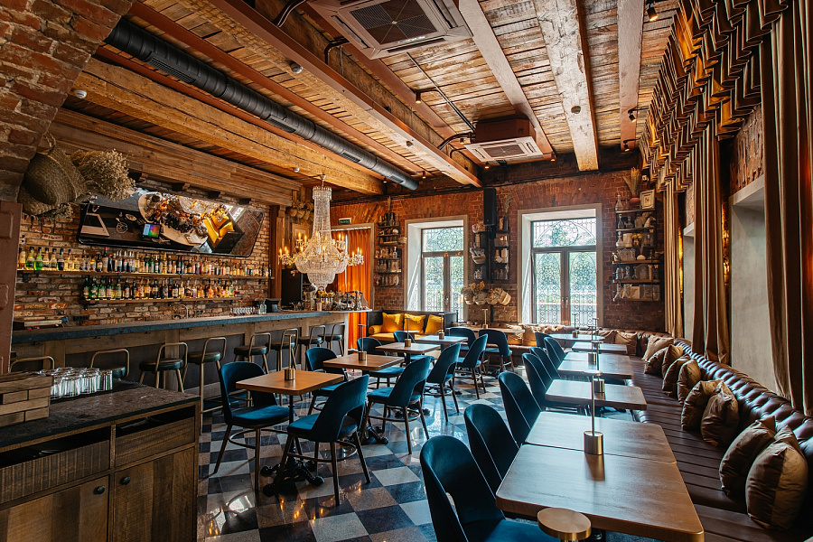 Основной зал