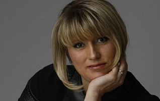 Светлана Журова — олимпийская чемпионка, депутат и красивая женщина: дружит с принцем и растит детей