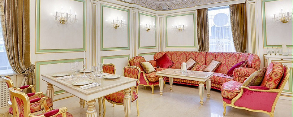 Основной зал