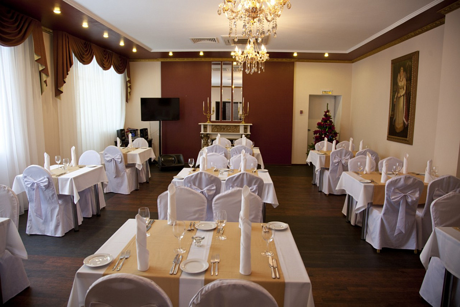 Каминный зал «Бордо»