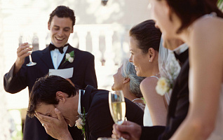 Как гостю подготовить сногсшибательное поздравление для молодожёнов?