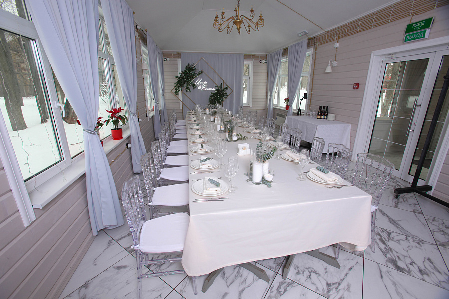 Закрытая веранда Царская Трапеза